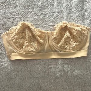 Lively strapless bra